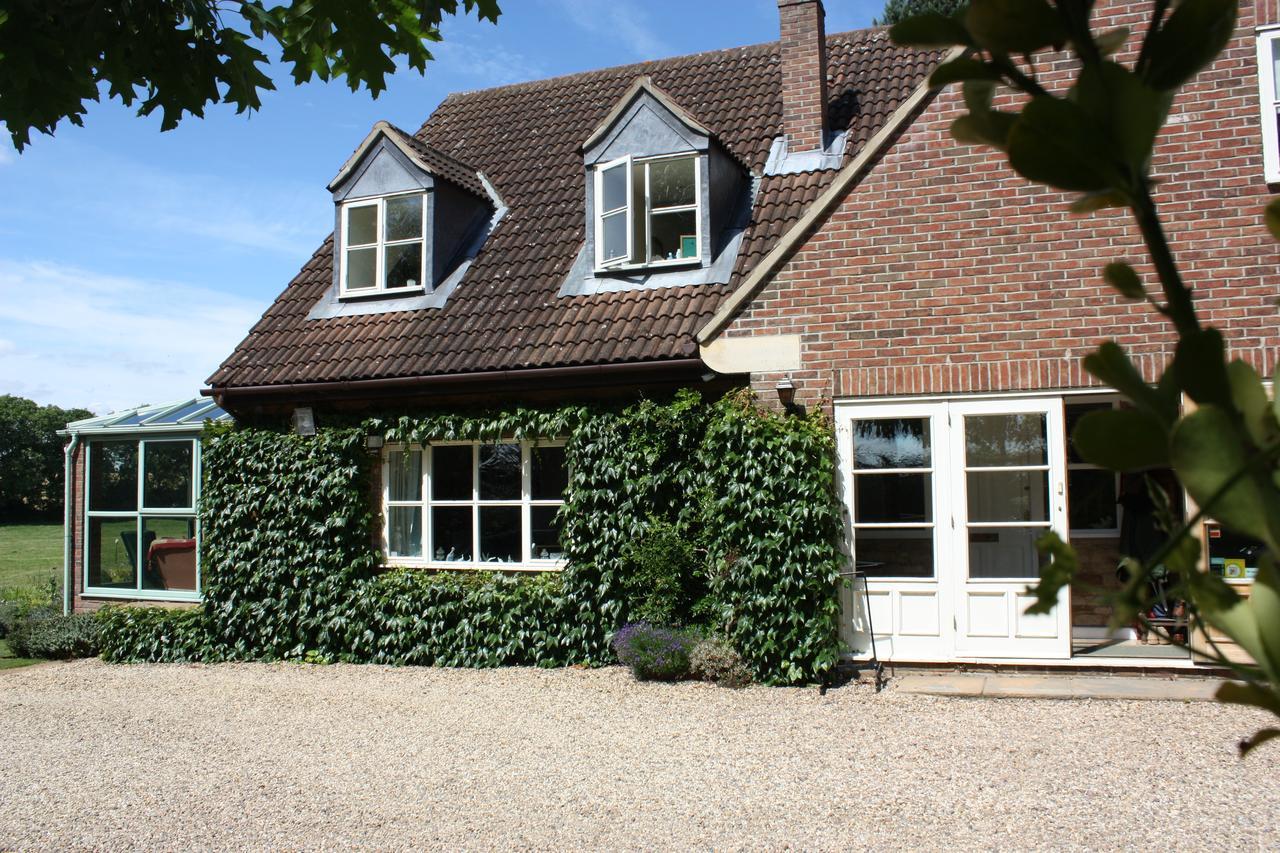 Bridge Cottage Bed And Breakfast ピーターバラ エクステリア 写真
