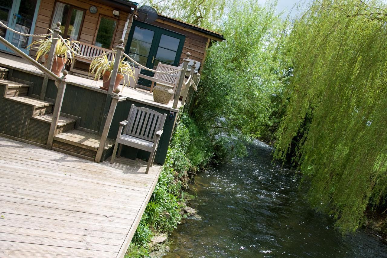 Bridge Cottage Bed And Breakfast ピーターバラ エクステリア 写真
