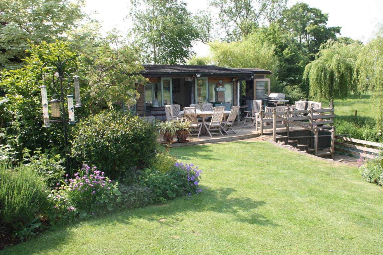 Bridge Cottage Bed And Breakfast ピーターバラ エクステリア 写真